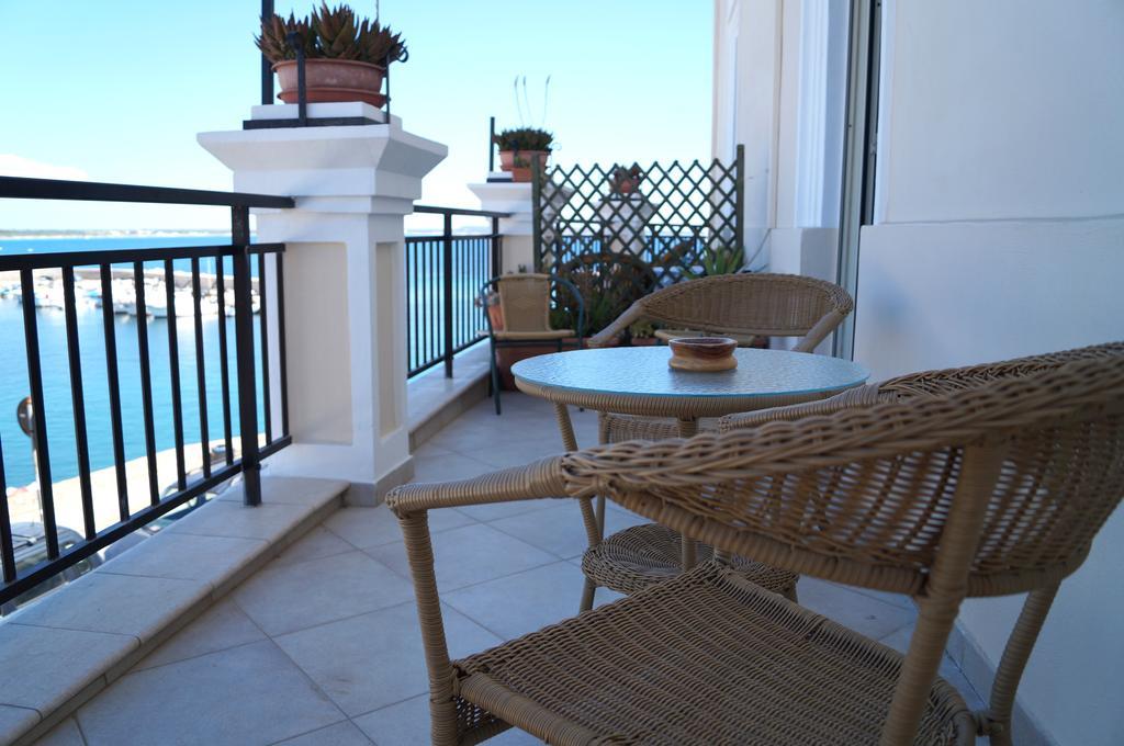 Palazzo Barba Bed & Breakfast Gallipoli Exterior photo