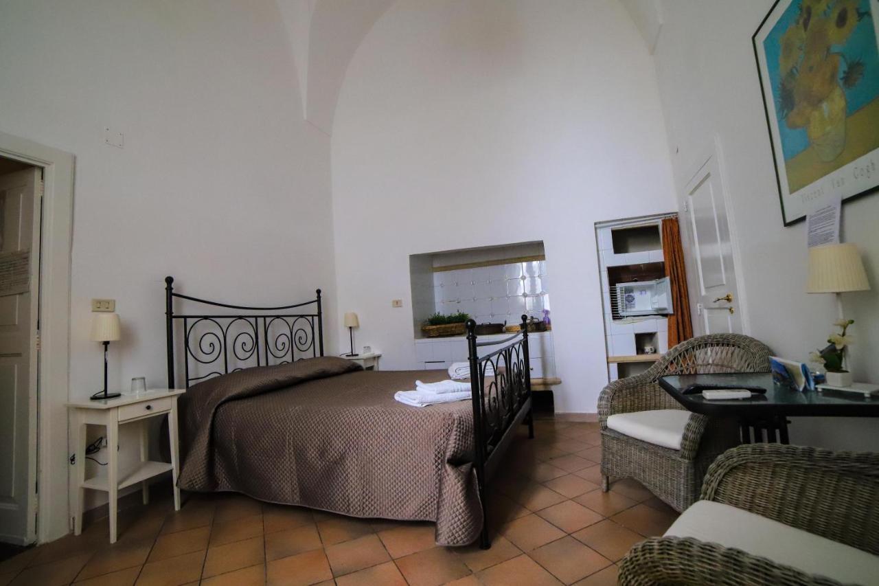 Palazzo Barba Bed & Breakfast Gallipoli Exterior photo